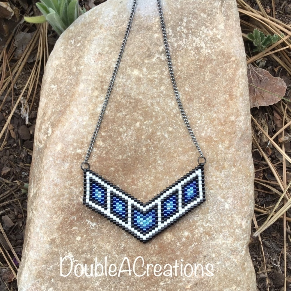 BLUE Diamond Beaded Necklace, Handmade - Picture 7 of 9